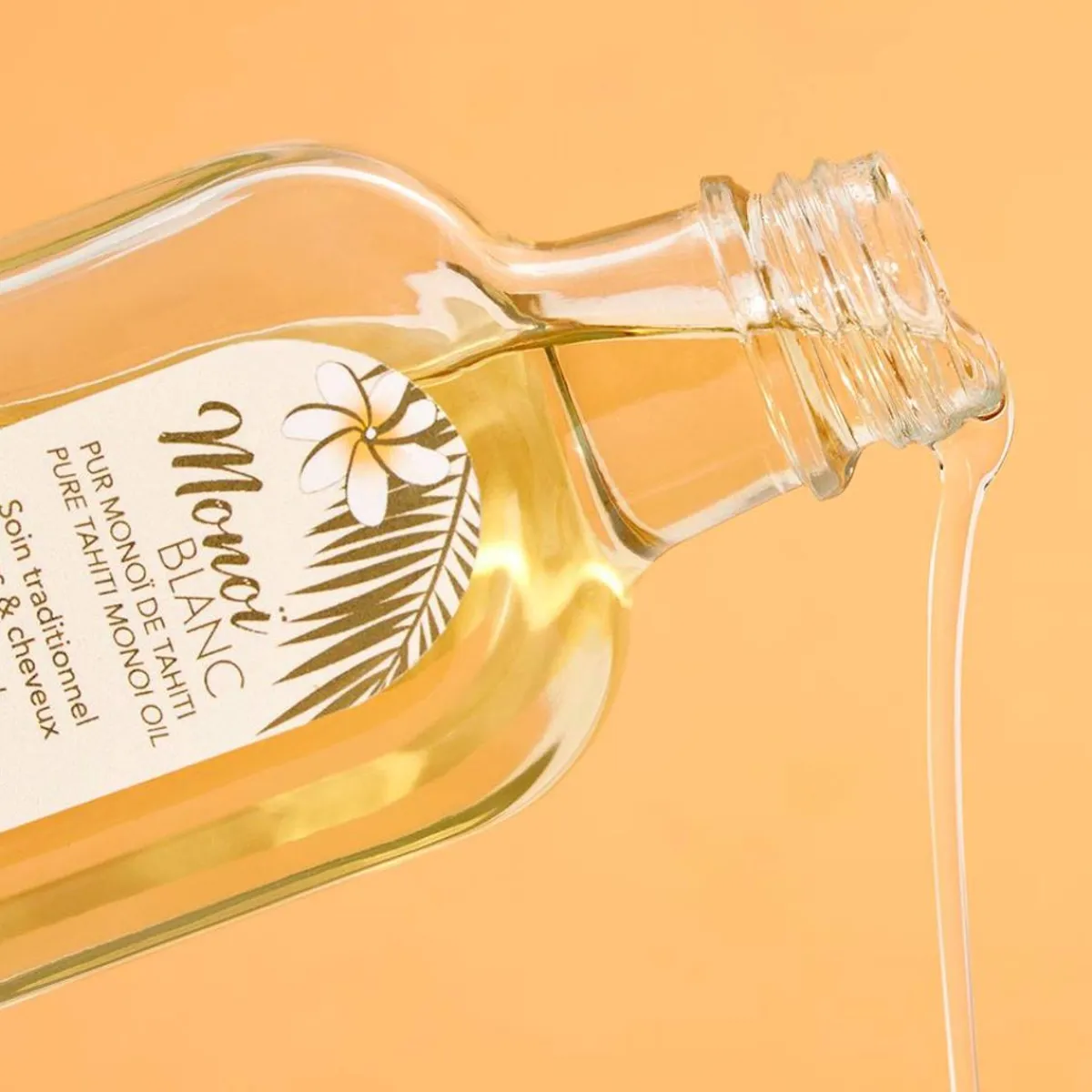 monoi_blanc_1-3.webp Adopt Monoi Blanc^ Nourishing