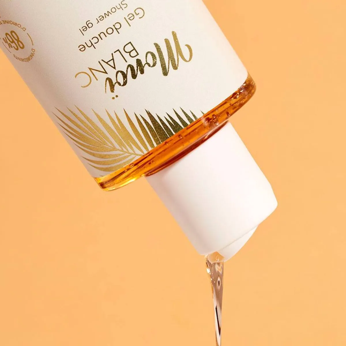 monoi_blanc_1-6.webp Adopt Monoi Blanc^ Cleansing